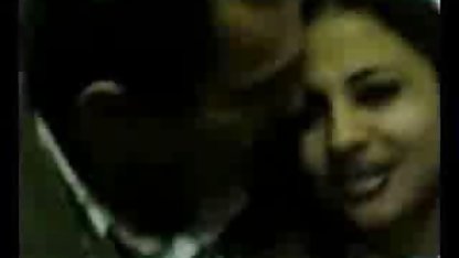 Sophie Dee می شود یک مرد فیلم سکسی سوپر خوب بزرگ صورت